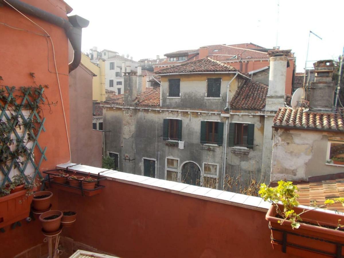 Ca' San Silvestro 2 Terrazze Nel Cuore Di Venezia Eksteriør bilde